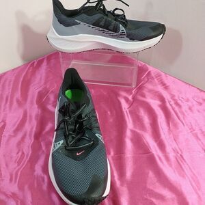 Nike Winflo 7 Shield Men's Shoes Size 7.5 CU3870-403 Excellent Condition